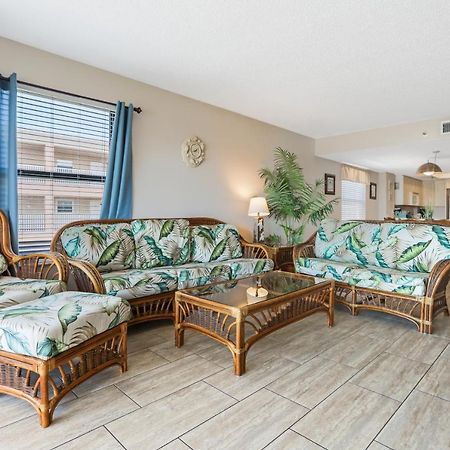 401 Beach Place Condos سانت بيتي بيتش المظهر الخارجي الصورة