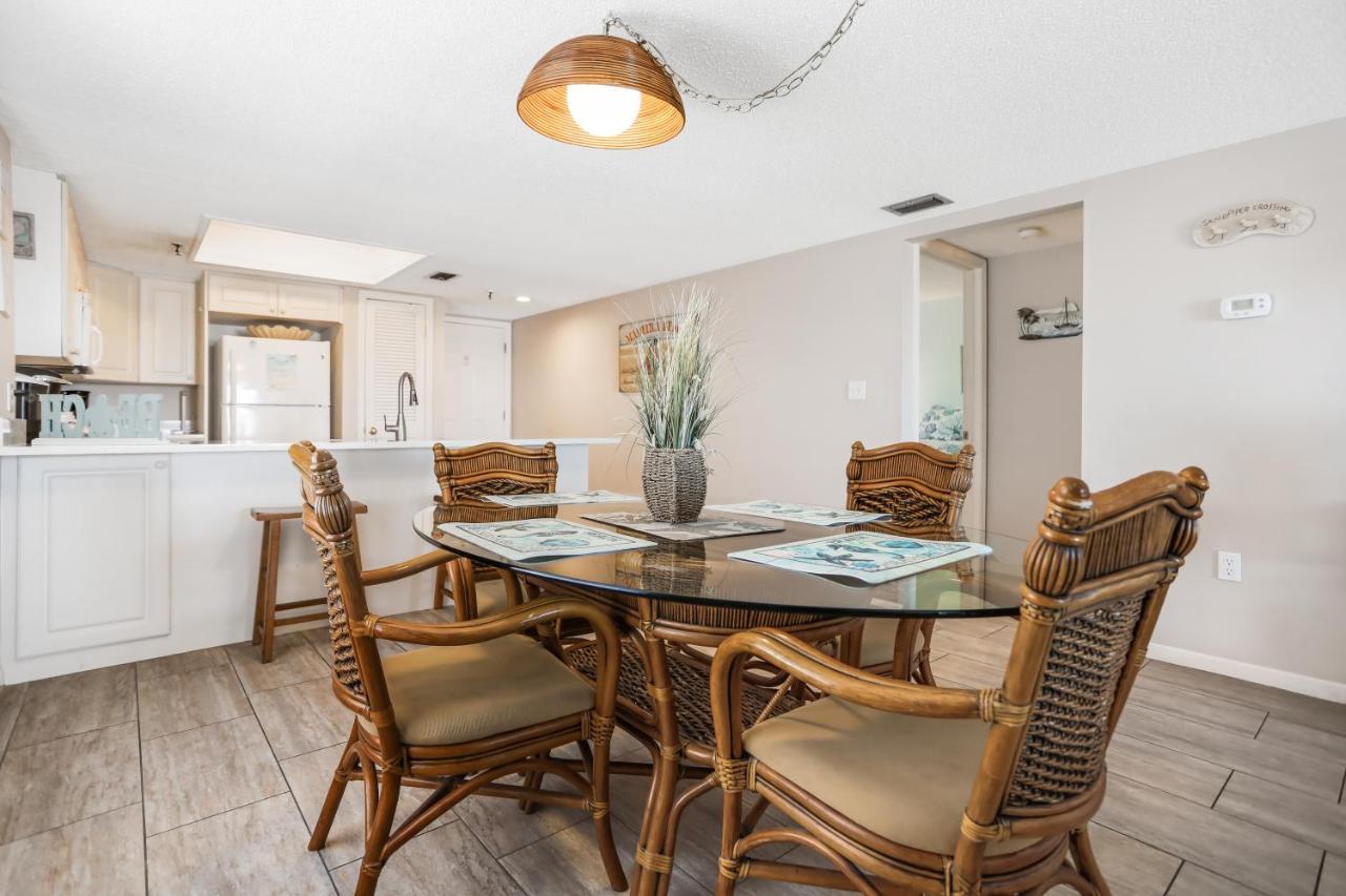 401 Beach Place Condos سانت بيتي بيتش المظهر الخارجي الصورة